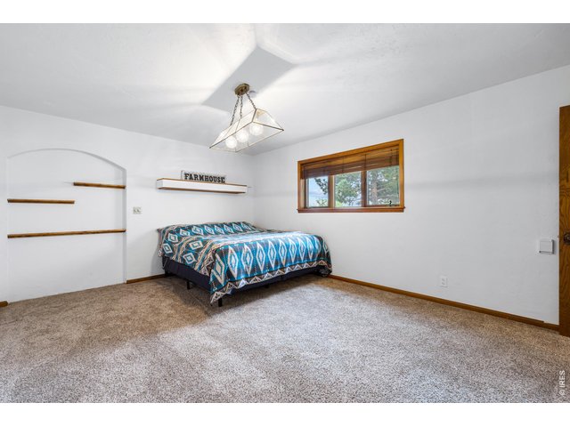 Property Photo 16 Bedroom