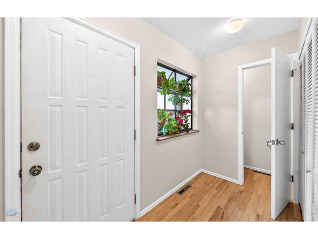 Property Photo 5 Entry inside front door