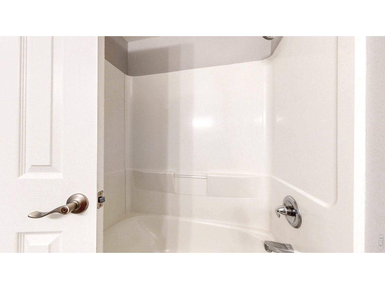 Full Bath Rm