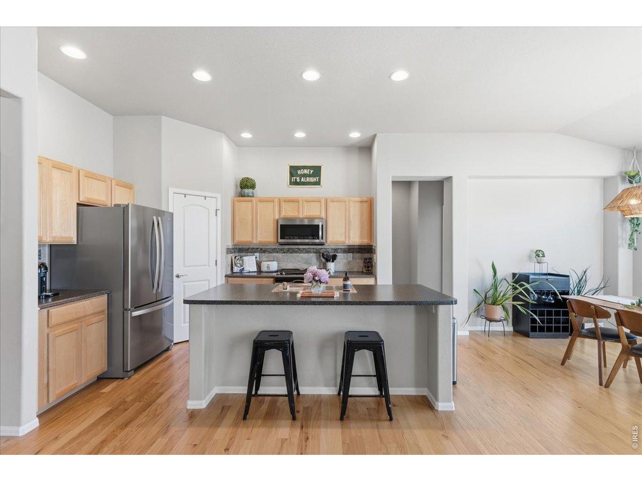 Spacious kitchen island
