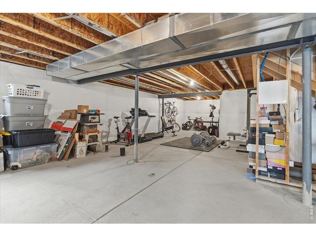 Property Photo 34 Unfinished basement, loads of possibilities!