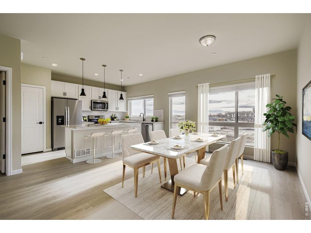 Property Photo 8 Great for entertaining