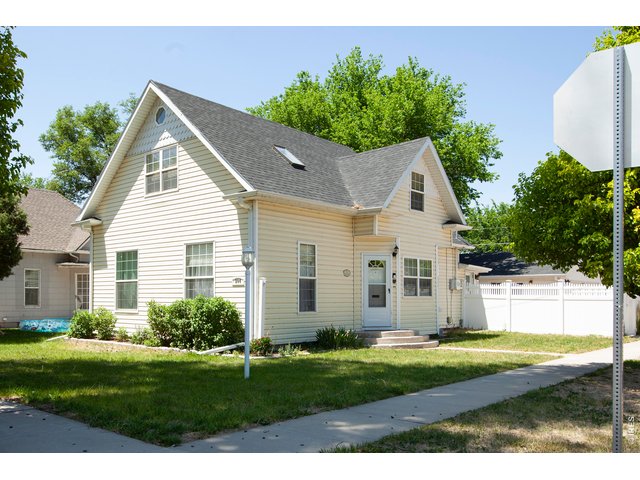 Property Photo 1 