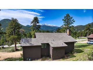 1731 High Dr Estes Park, CO 80517