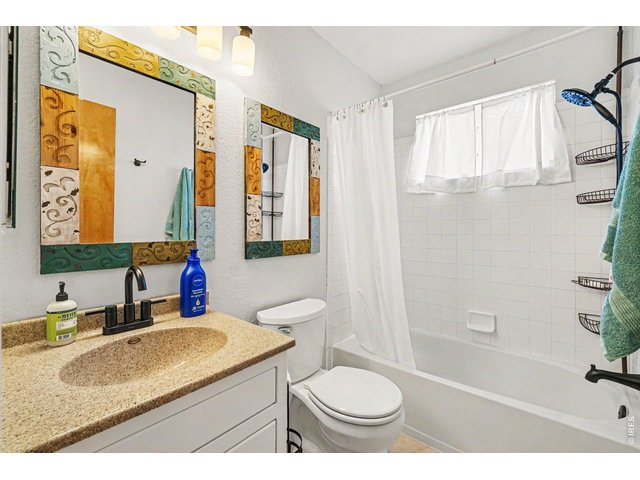 Property Photo 28 Bathroom 3