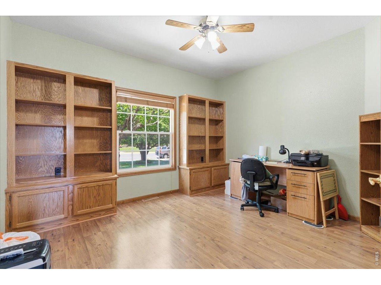 Property Photo 25 Office/flex room. Non conforming bedroom #3 on main