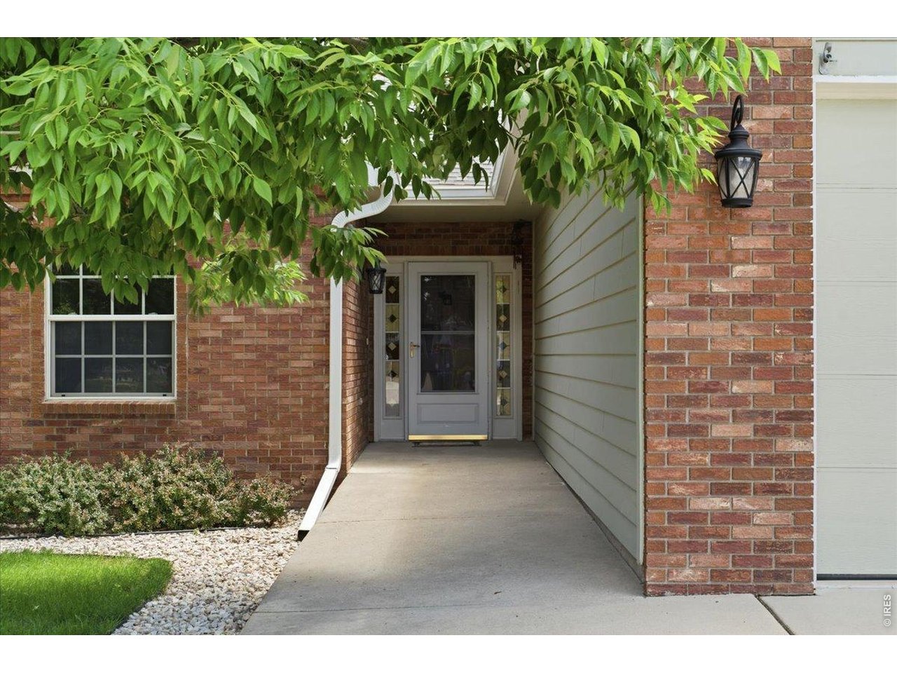 Property Photo 2 Welcome home! 