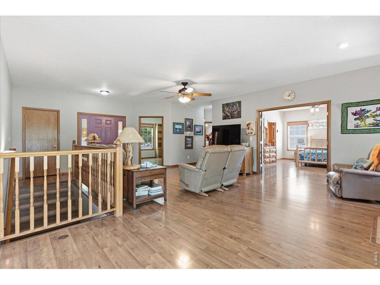 Property Photo 7 Laminate hardwood