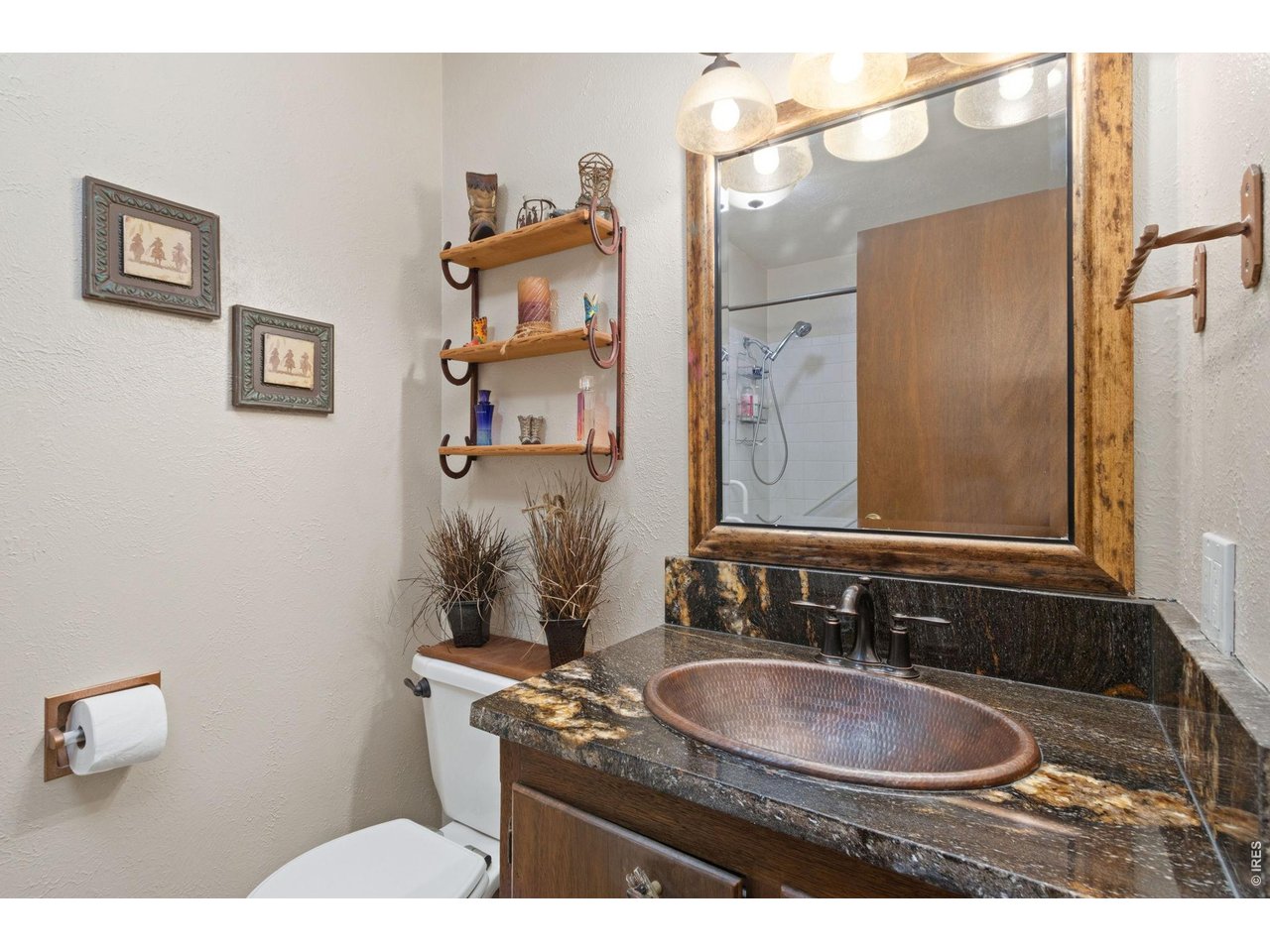 Property Photo 13 Guest Bathroom