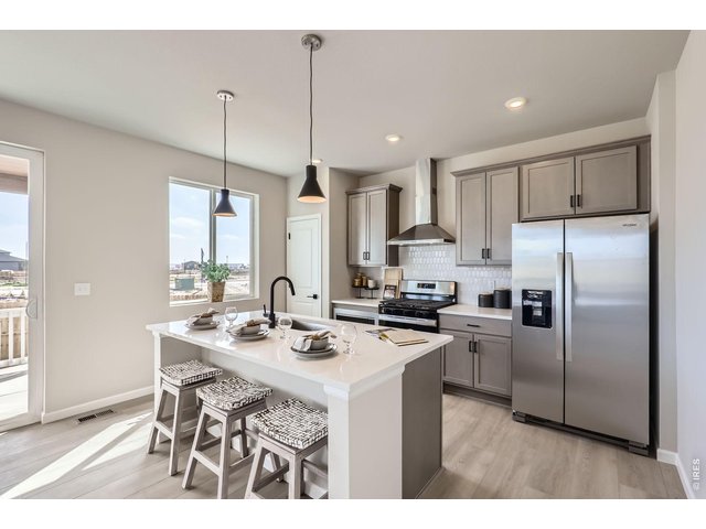 Property Photo 4 Chef's kitchen
