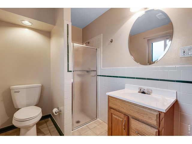 Property Photo 29 Lower level bath room