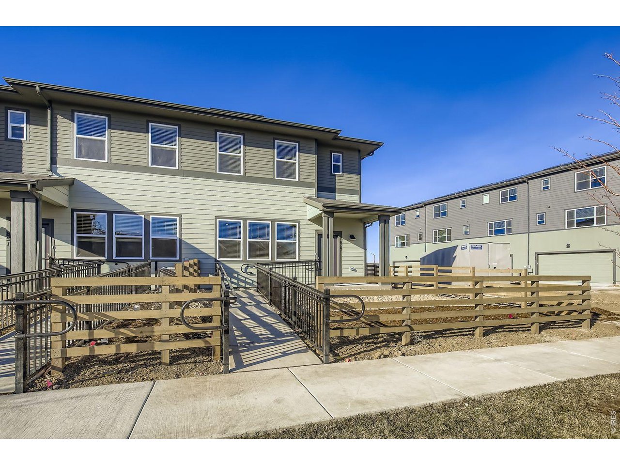 Front yard access - Model Home