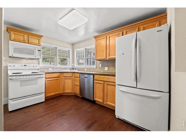 Property Photo 15 