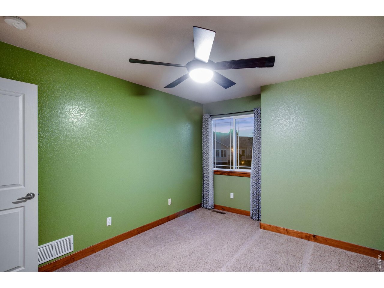 Property Photo 30 Bedrooms 2 and 3 with ceiling fans