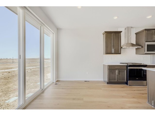 Property Photo 14 Dedicated dining space