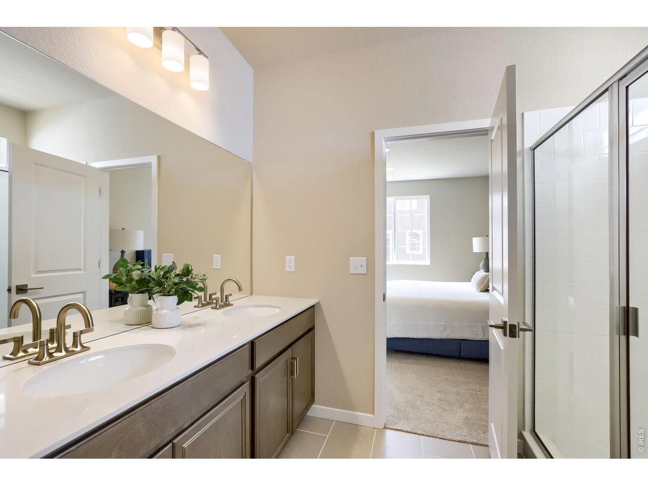Featuring dual vanities