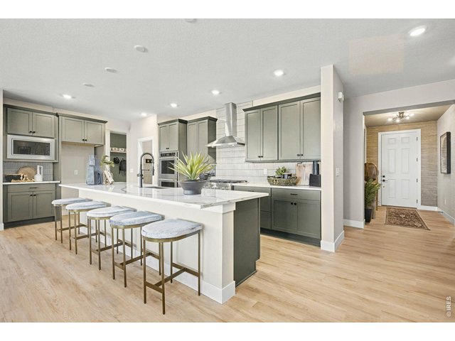 Property Photo 8 Chef's kitchen - Model Home