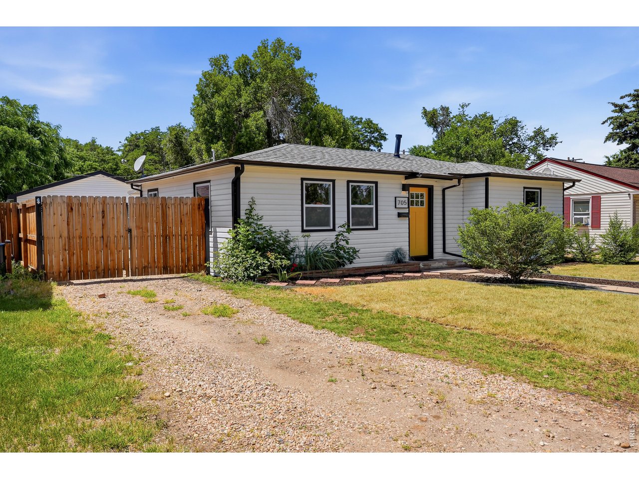 Property Photo 1 