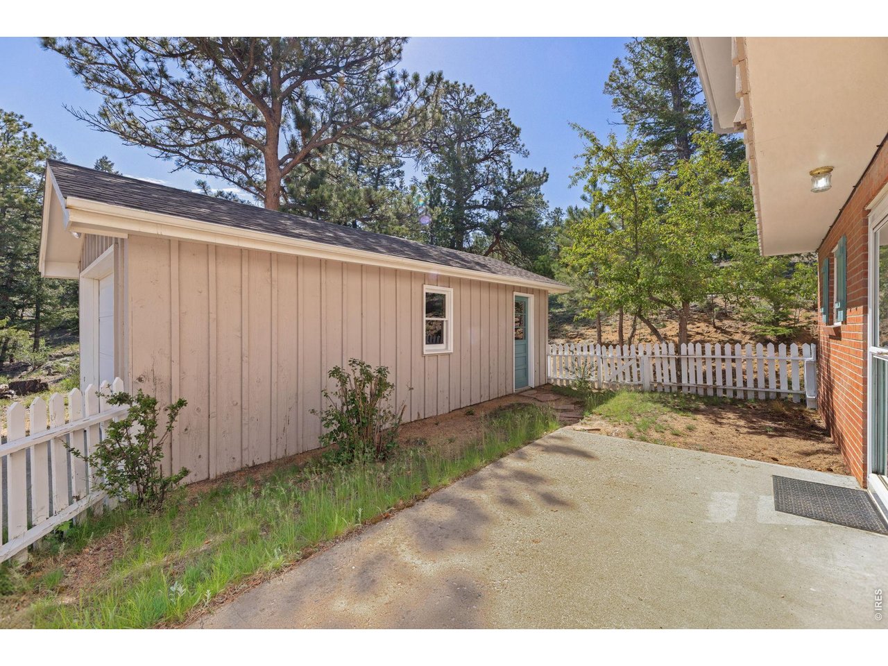 Single car garage