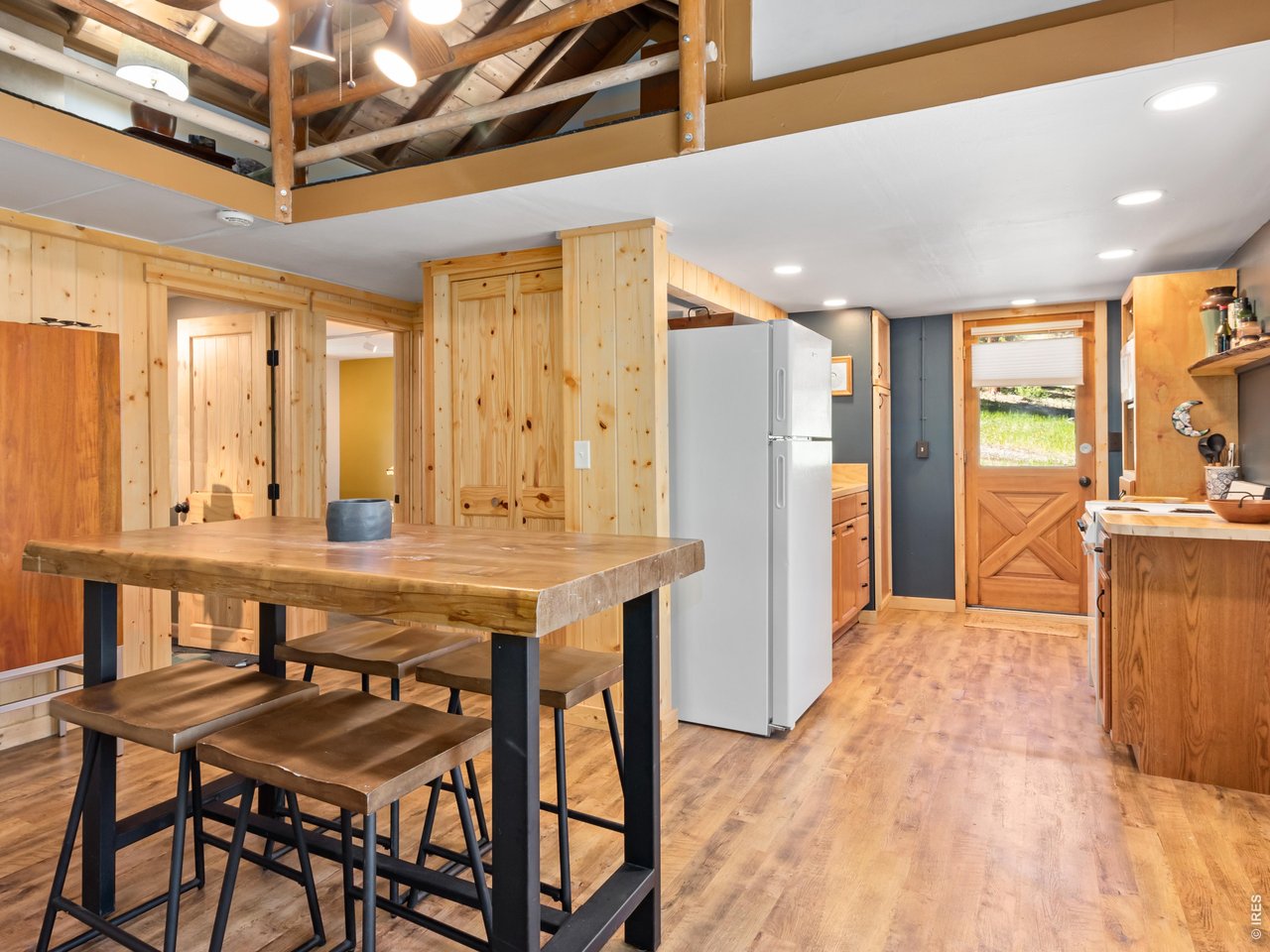 Property Photo 15 