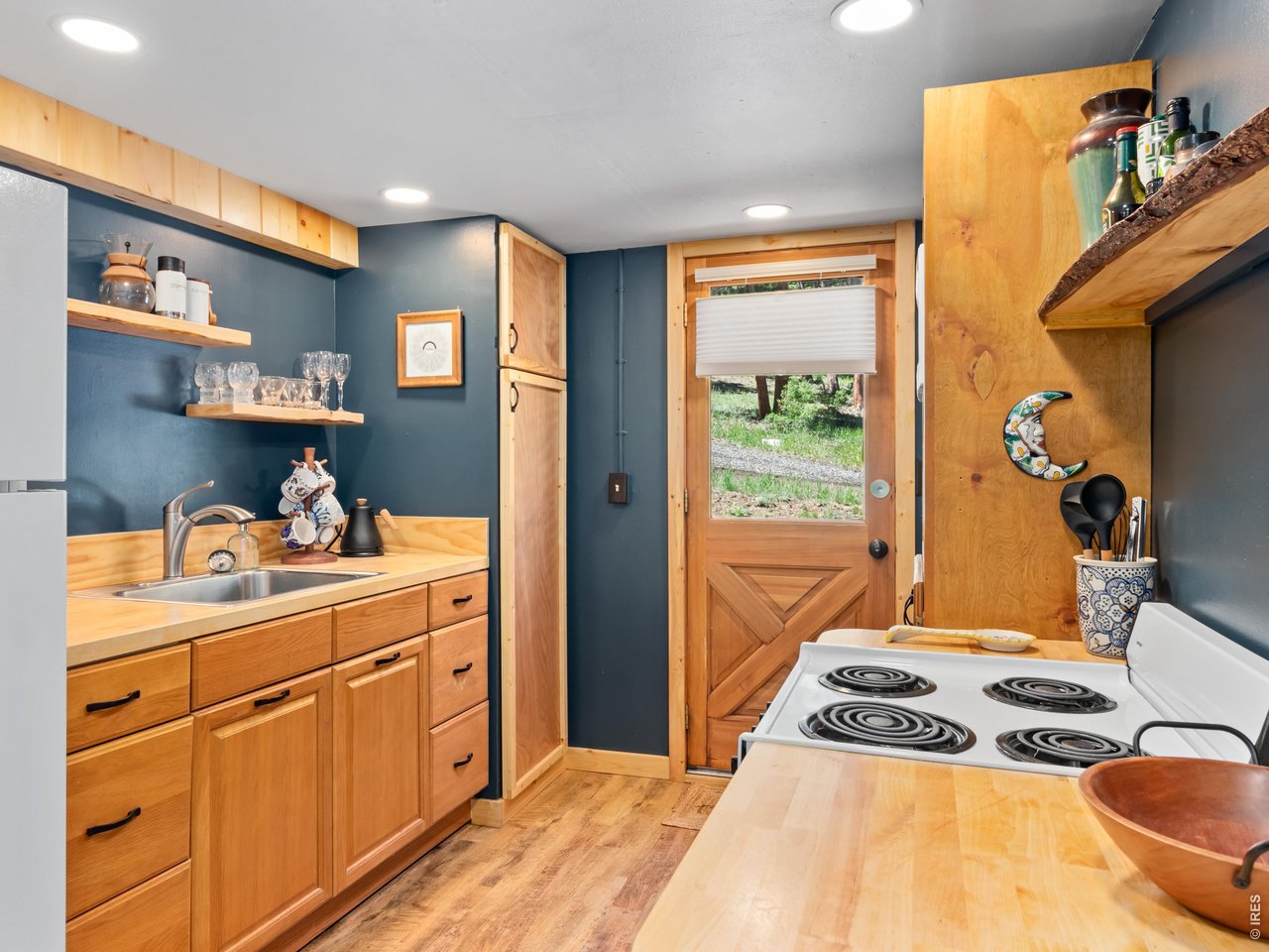 Property Photo 17 