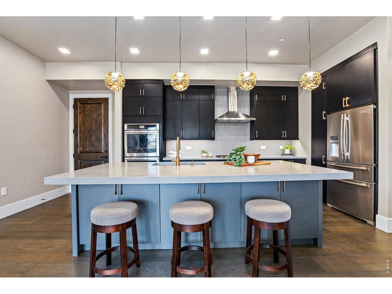 Property Photo 6 Large Island, perfect for entertaining and prepping