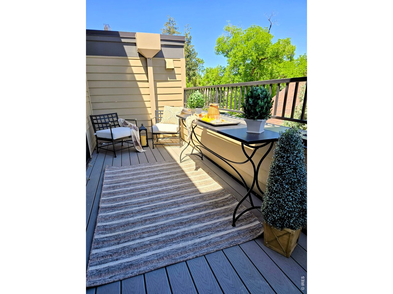 Property Photo 24 Entertain on the large deck space