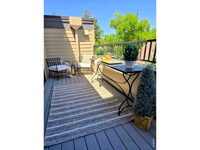 Property Photo 24 Entertain on the large deck space