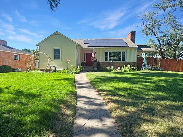 Property Photo 1 