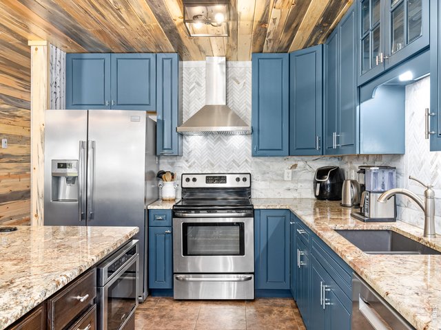 Property Photo 16 