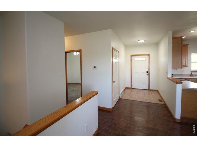 Property Photo 6 Entry