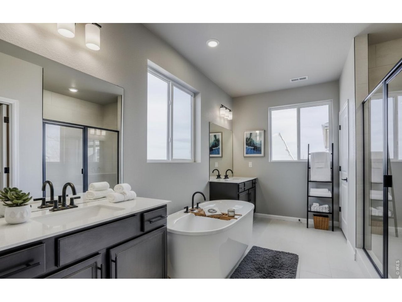 Luxury primary bathroom