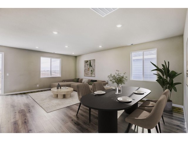 Property Photo 10 Dedicated dining space