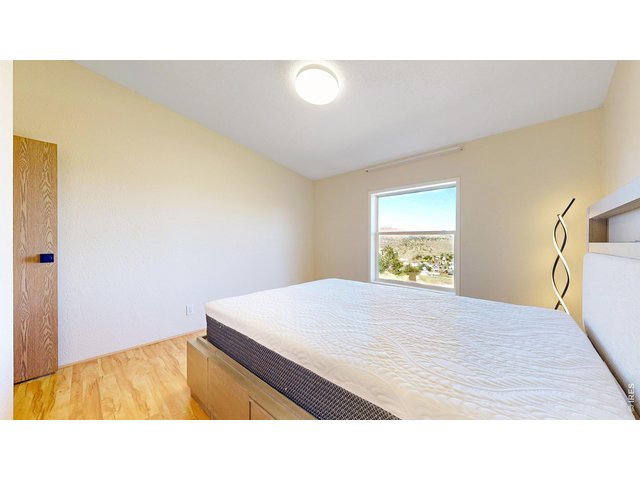 Property Photo 30 Bedroom 3