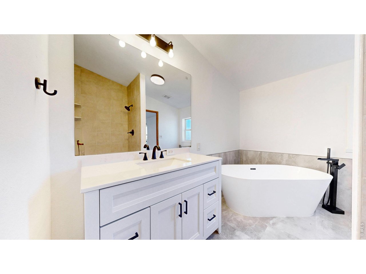 Property Photo 23 Remodeled primary bathroom