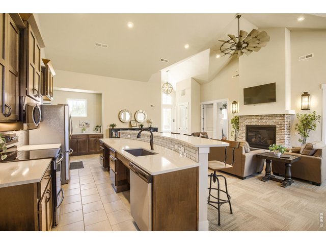 Property Photo 25 Clubhouse