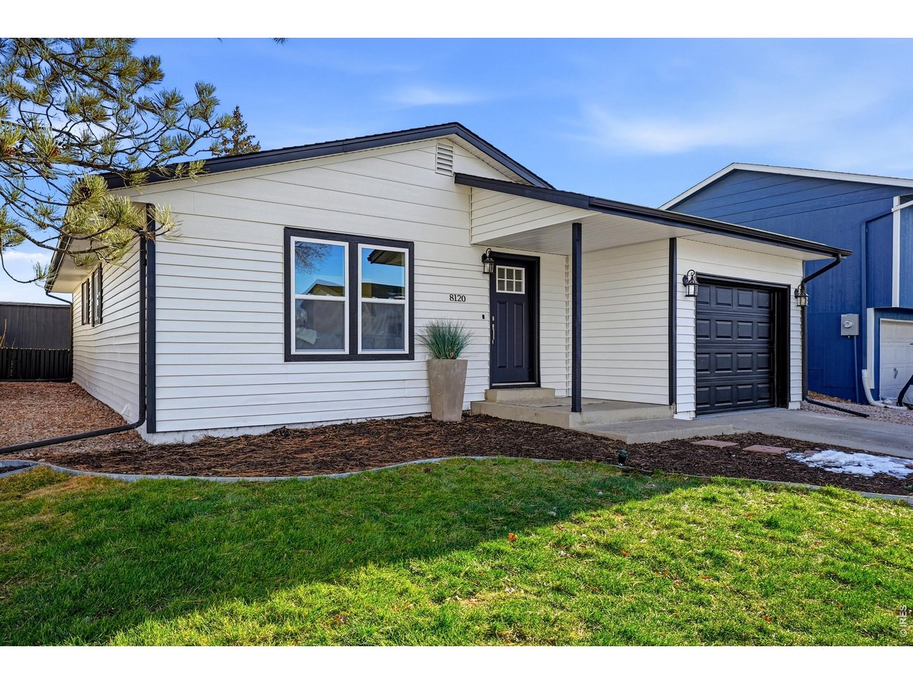 Property Photo 1 