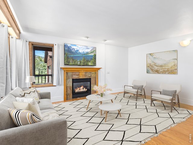 Property Photo 16 Gas Fireplace