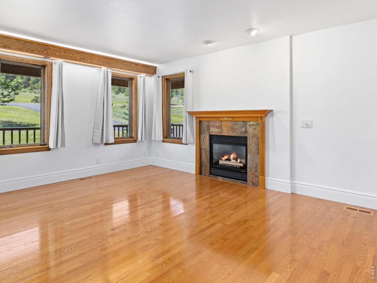 Property Photo 15 Gleaming hardwood floors