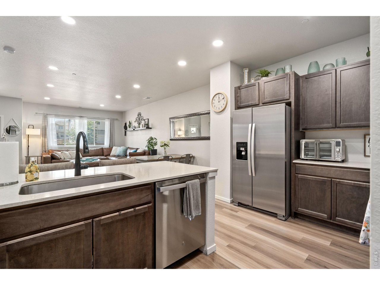 Property Photo 16 Open Kitchen