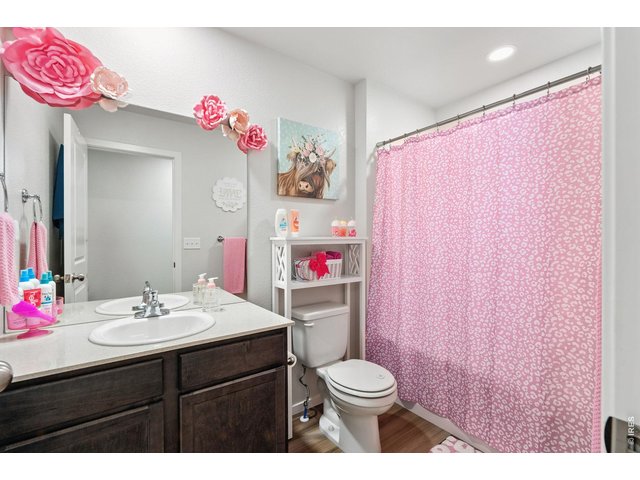 Property Photo 28 Upper Level Full Bath