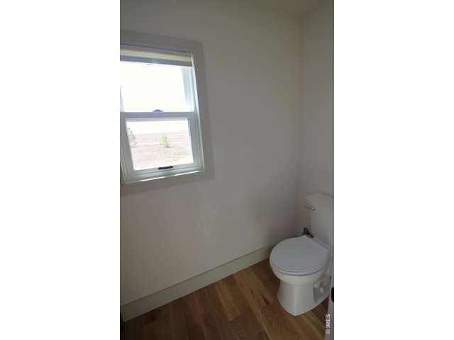 Property Photo 27 Toilet room