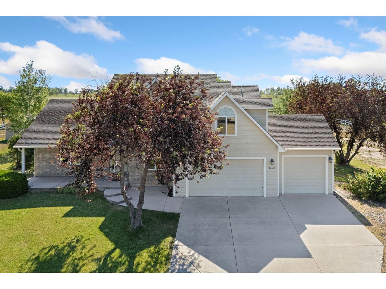 1808 Carefree Drive