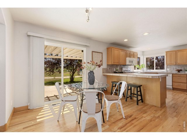 Property Photo 7 Kitchen