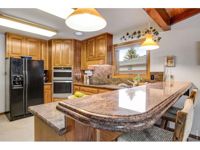 Property Photo 16 Granite tops w/ breakfast bar