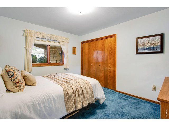 Property Photo 40 Bedroom 3