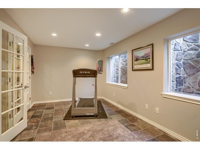Property Photo 23 Versatile room in lower level