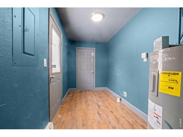 Property Photo 27 Laundry room with garage and backyard access