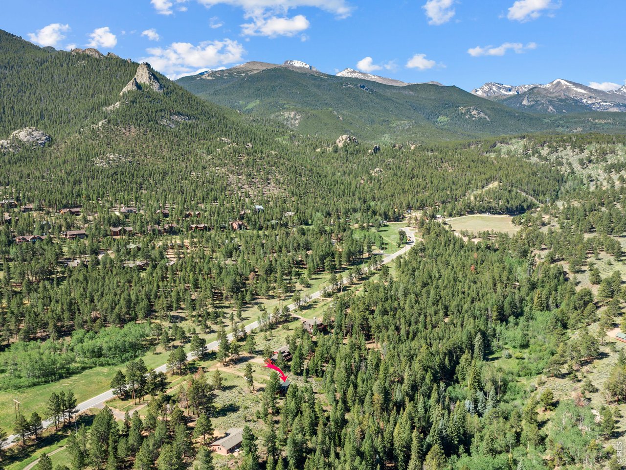 Ideally located at an entrance to Rocky Mountain National Park, this property offers easy access to some of the area's most popular hiking trails-many accessible without the park's timed-entry reservation requirements