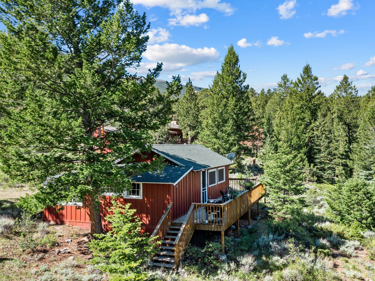 Relax on the private deck and enjoy the crisp Colorado air
